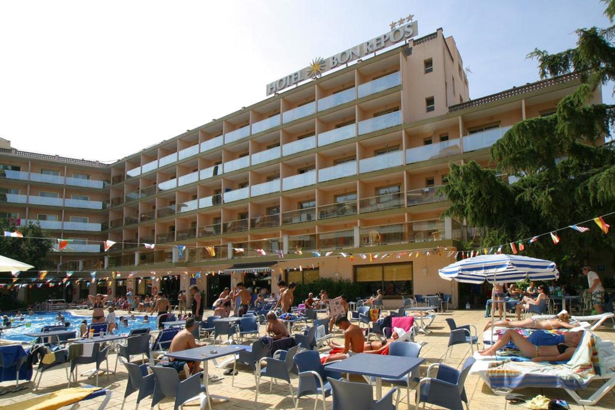 Hotel Bon Repos Calella Exterior foto